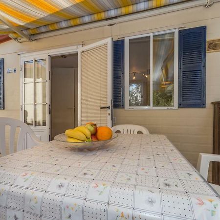 Diana & Josip Mobile Homes Биоград-на-Мору Экстерьер фото