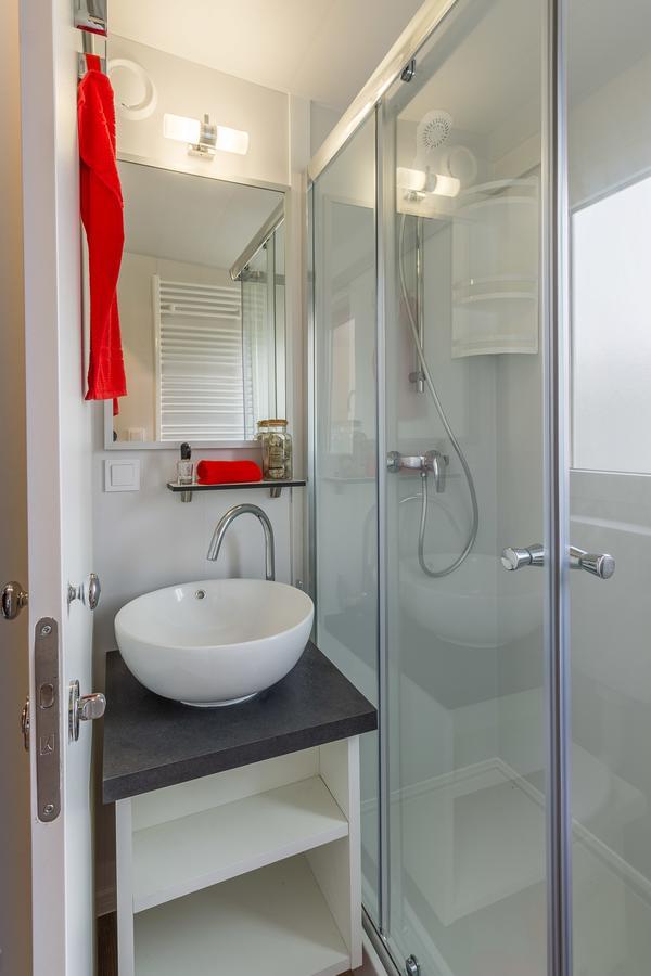Diana & Josip Mobile Homes Биоград-на-Мору Экстерьер фото